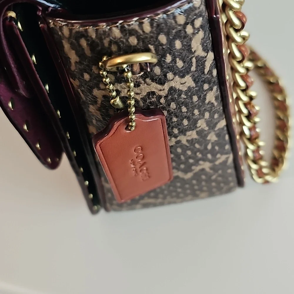 Coach Tea Rose handbag.  Chic Black and Brown Designer Handbag with Gold Chain - Picture 9 of 10